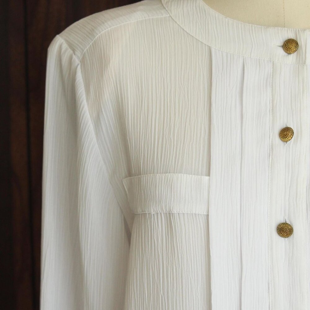 Vintage 1980s 1990s Blouse, Volup Laura & Jayne White Button Down Shirt, Grandma - Picture 3 of 10